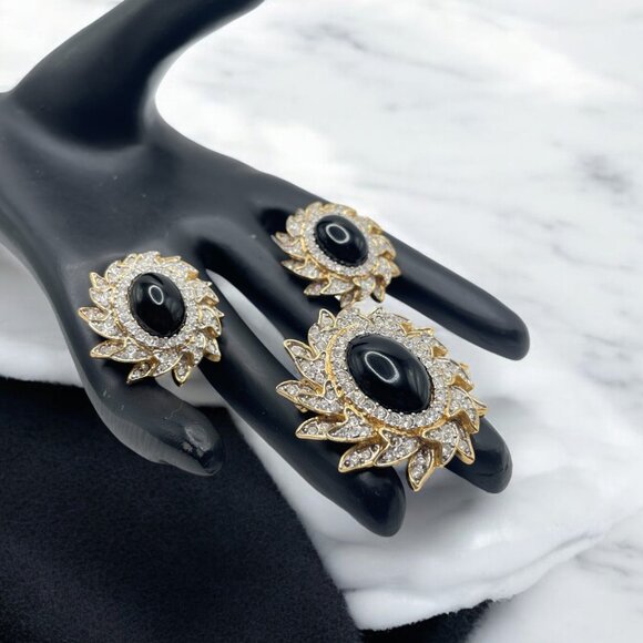 Vintage BUTLER Faux Onyx Brooch and Clip On Earrings Demi-Parure Rhinestone Set - Picture 8 of 10